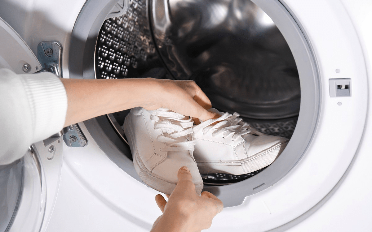 Lợi ích của việc giặt giày bằng máy giặt